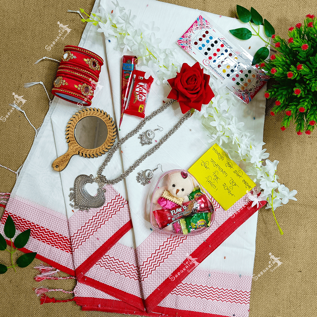 Special Sari Combo Gift Set For Gilrs